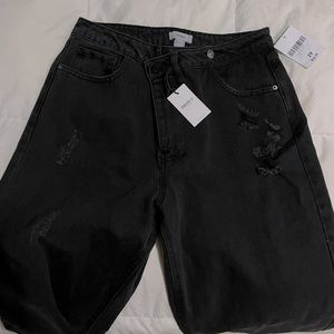 NWT FOREVER 21 Black Asymmetrical Button Fly Straight Leg Distressed Jeans Sz 29